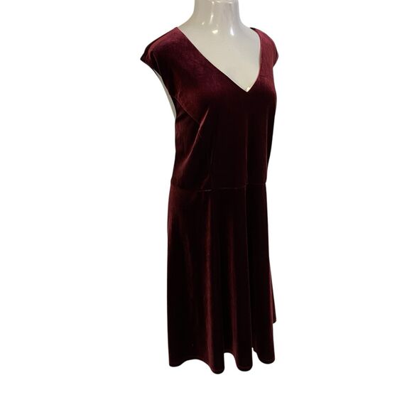 London Times Dress Womens 22W Red Velvet Party Work Office Date Elegant Stretch - Picture 3 of 11